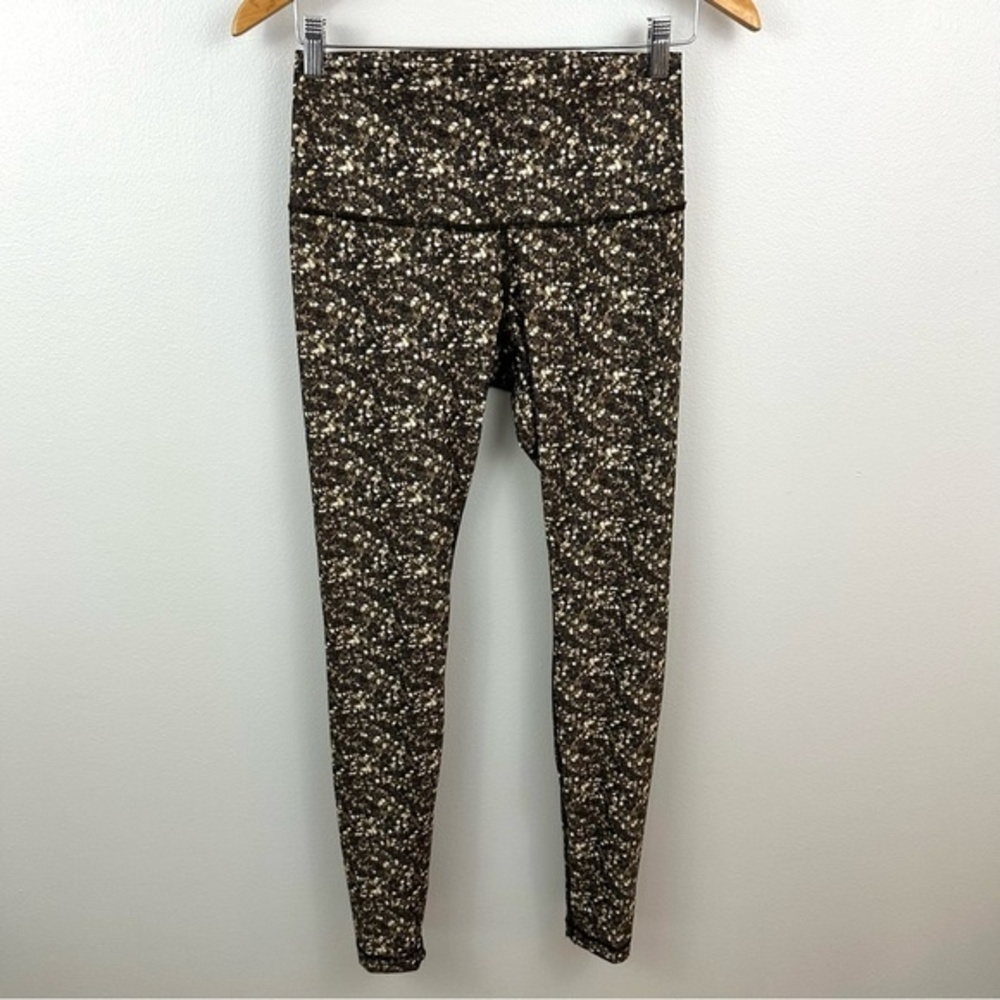 Lululemon Gold Shine Tight Roll Down Athletic Workout Gym Training